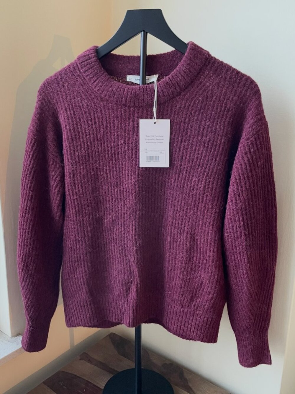 NWT Everlane The Cocoon Crew in Alpaca Burgundy Size XS - Picture 5 of 6